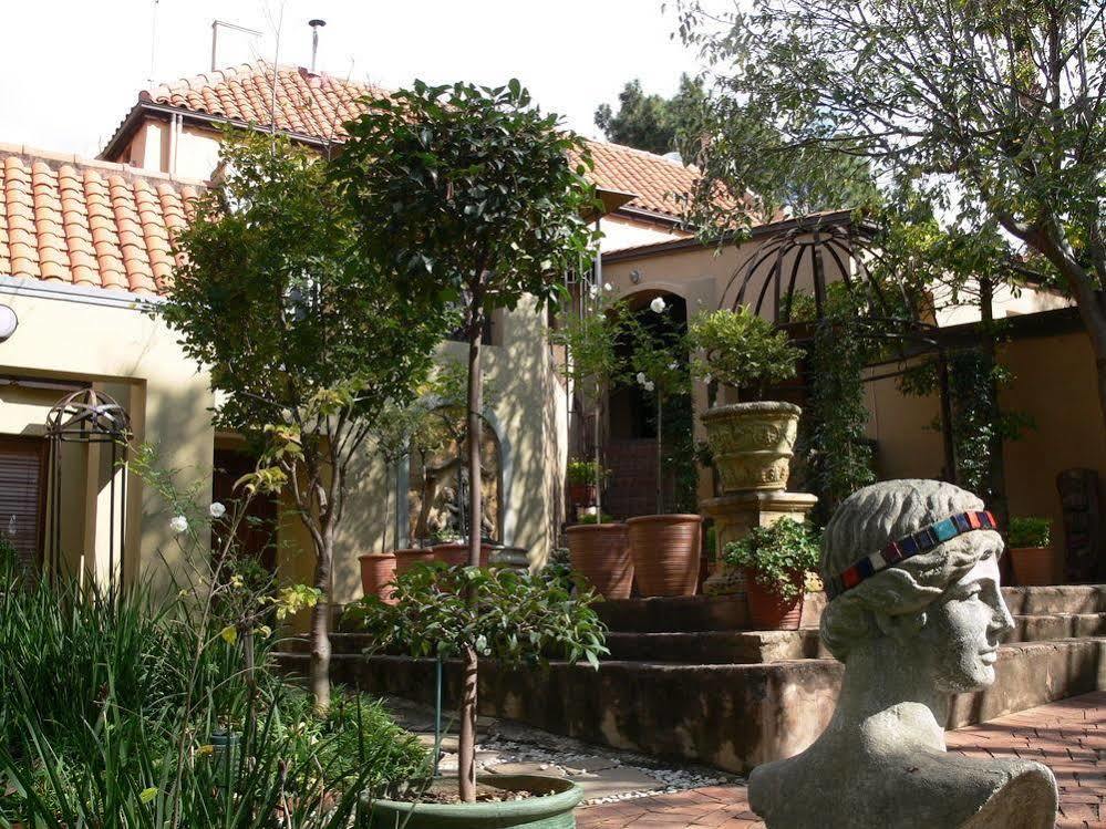Bohemian Guesthouse - Pretoria-Noord Kültér fotó